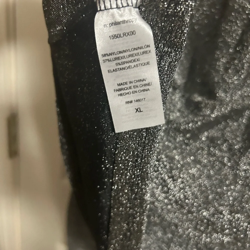 Revolve n:Philanthropy Delia Black‎ Silver Metallic Top NEW Women’s XL - Picture 4 of 4